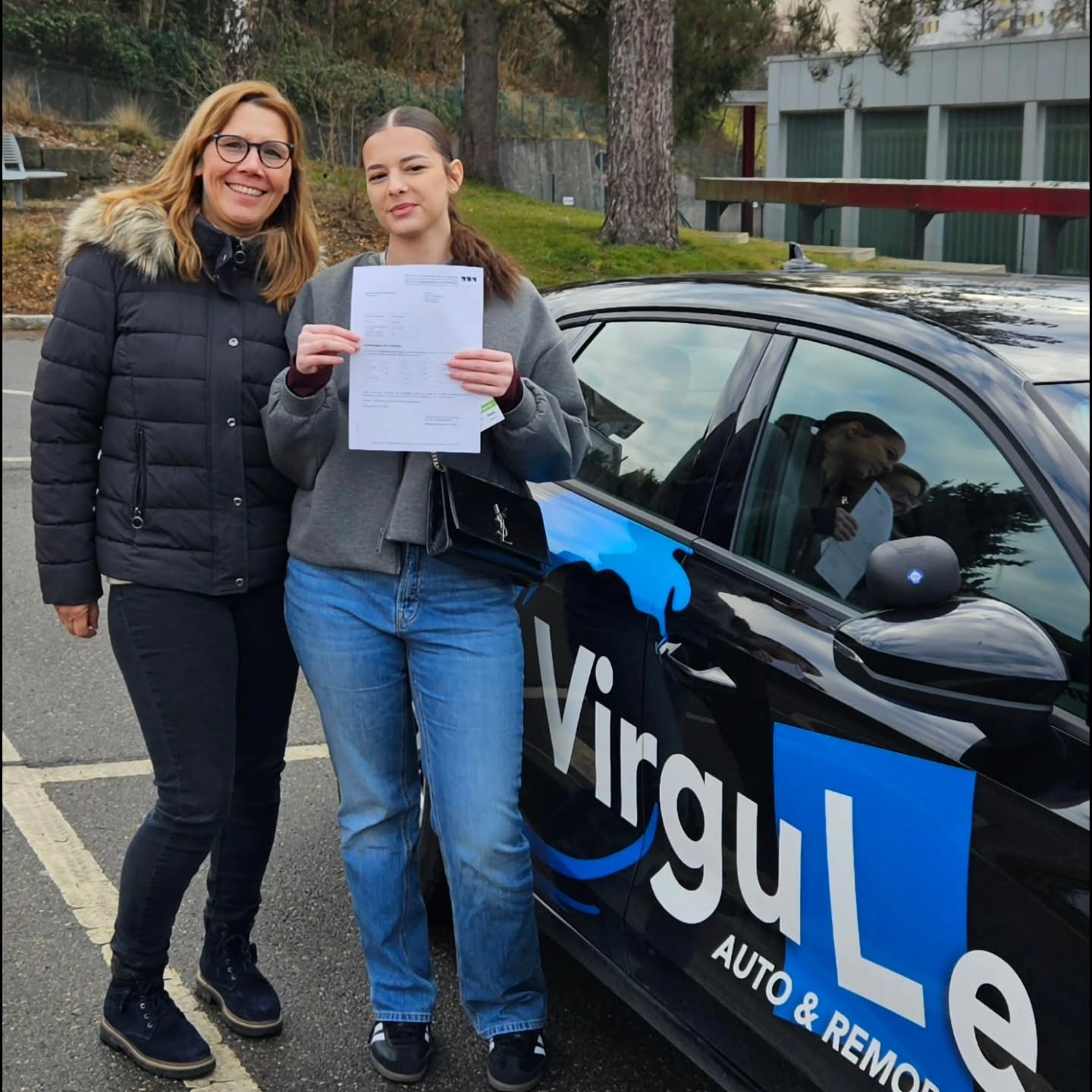 Eleana, jolie réussite, permis en poche avec Véronique